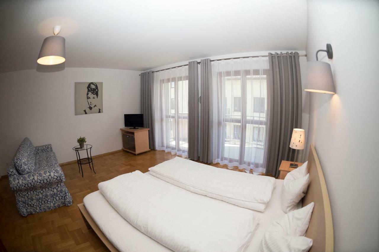 Villa Verona Krakow Ngoại thất bức ảnh