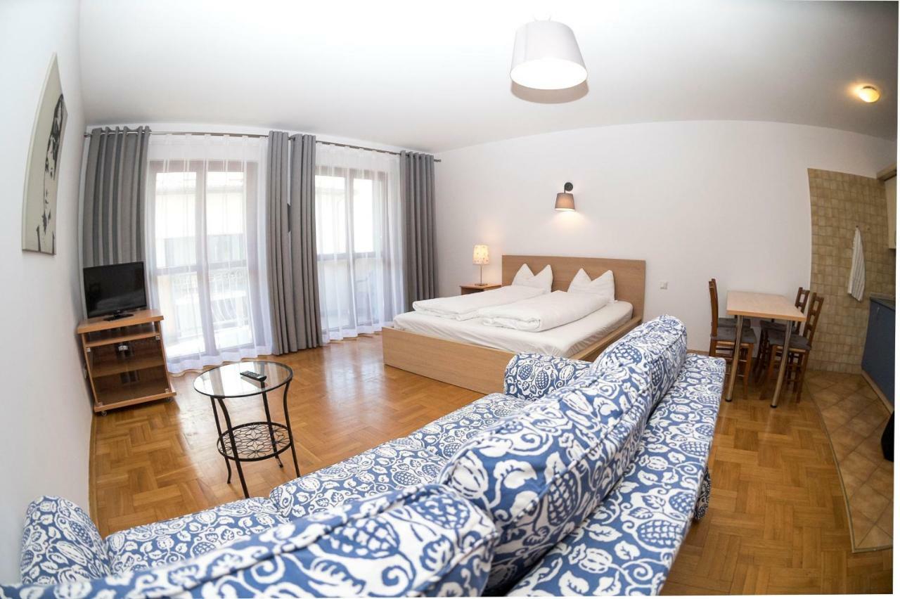 Villa Verona Krakow Ngoại thất bức ảnh