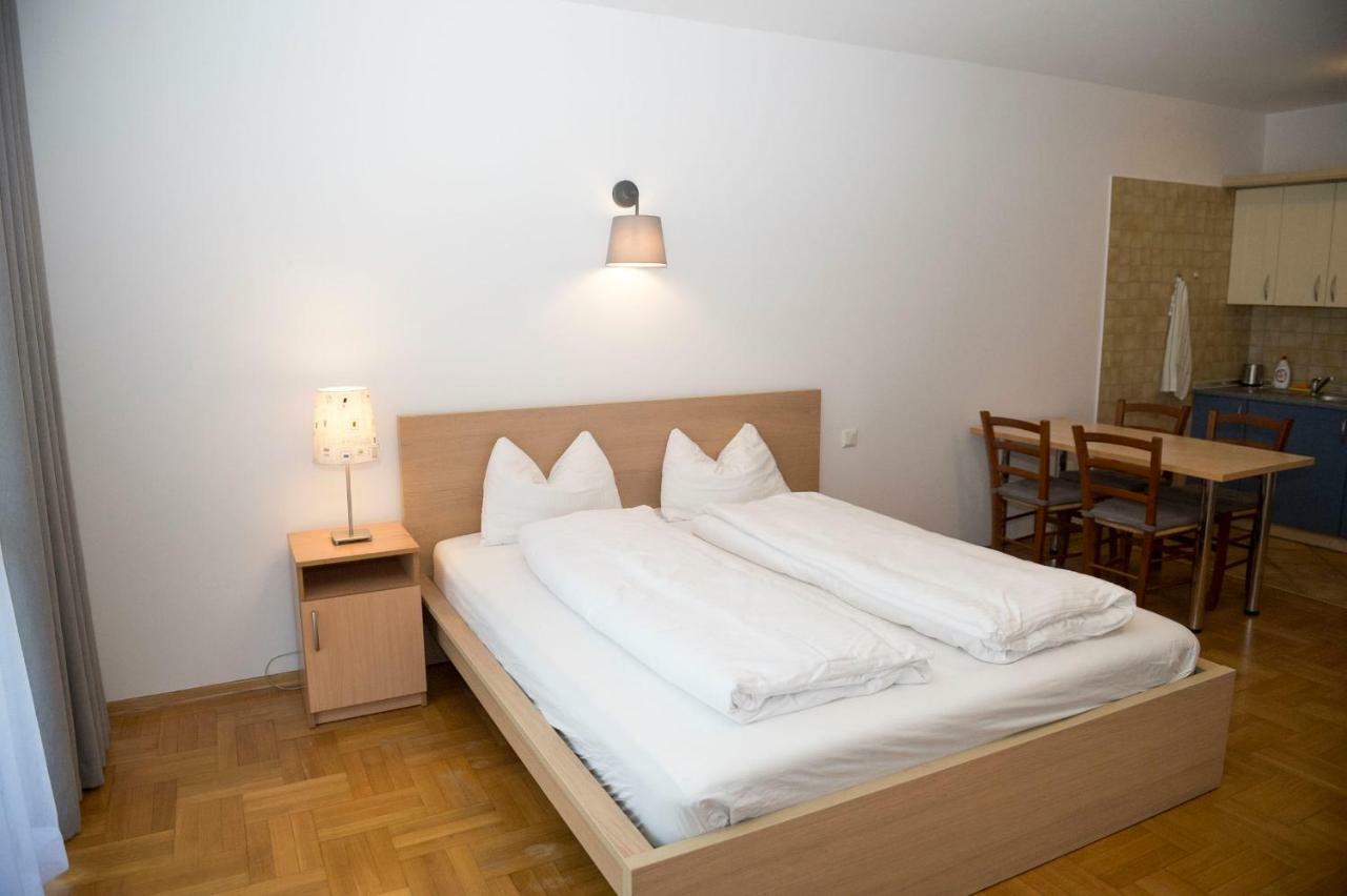 Villa Verona Krakow Ngoại thất bức ảnh